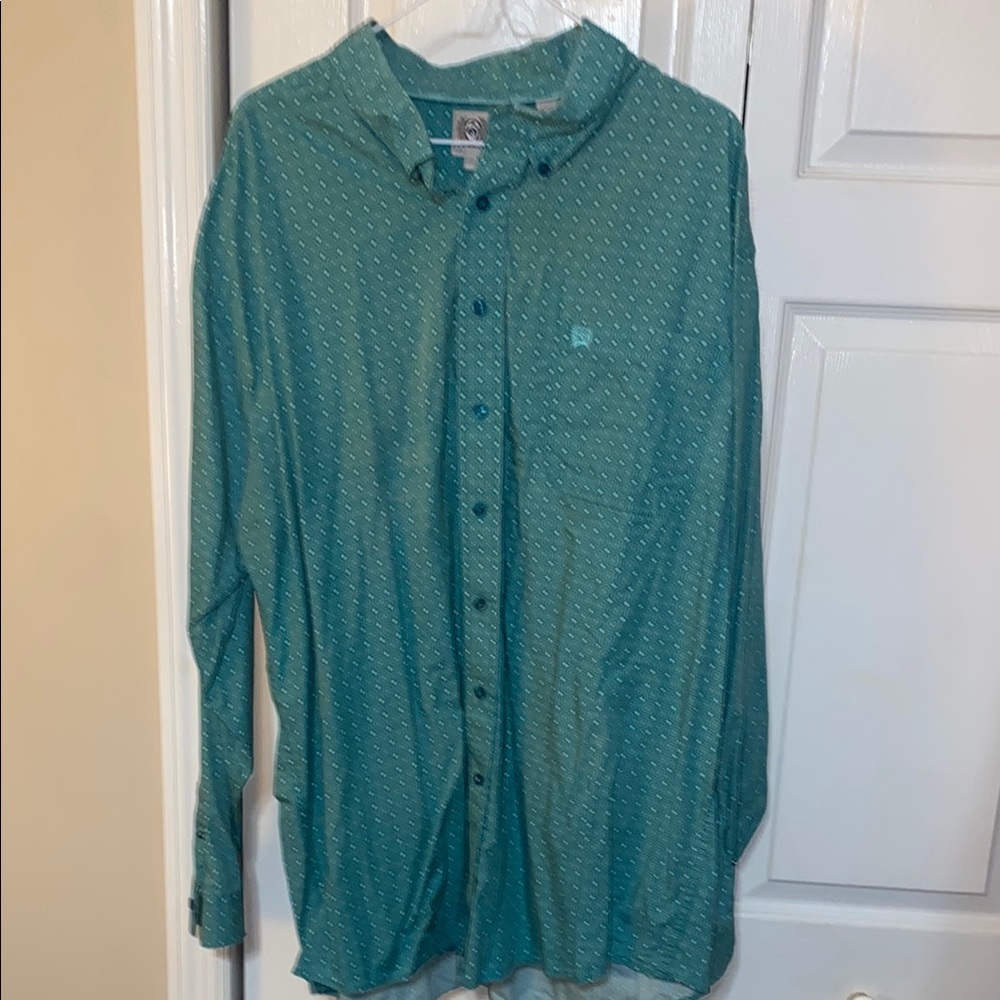 Men’s button down Cinch shirt